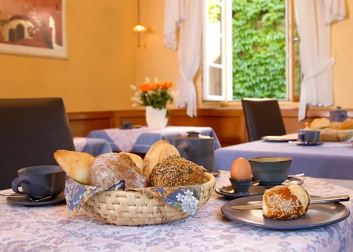 Gaestehaus Hebinger Am Schlosspark 招待所