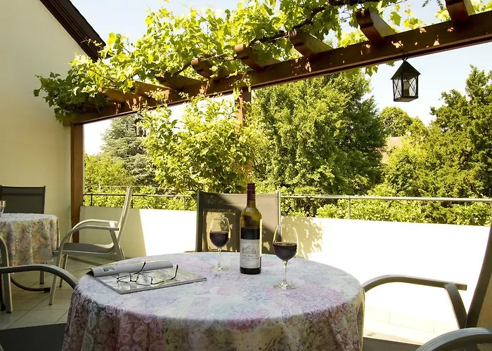 Gaestehaus Hebinger Am Schlosspark 招待所 3*